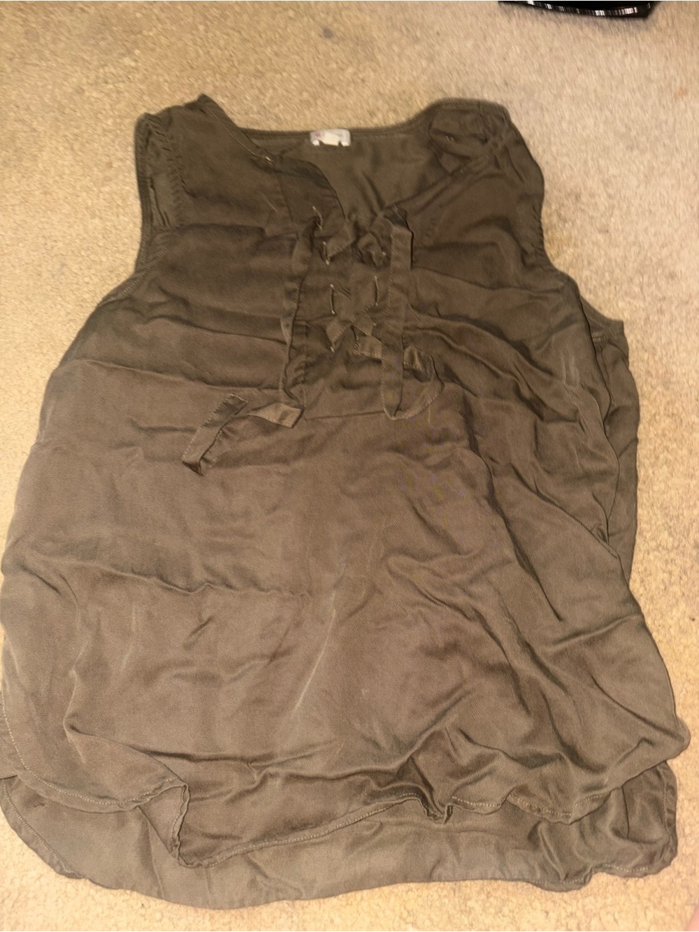 Cremieux Olive Green Lace-Up Sleeveless Blouse medium
